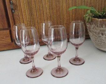 Libbey Premier Plum White Wine Glasses  - Plain Pale Purple Stemware – Set of 5 Wine Glasses – Vintage Entertaining – Libbey Glass Company