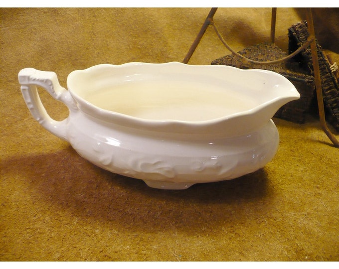 Ivory Ironstone Unmarked Vintage Gravy Boat Etsy