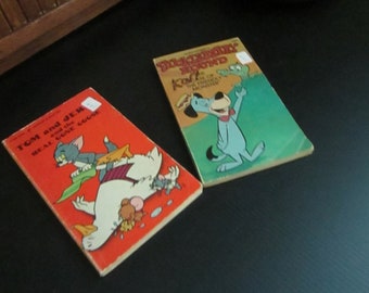 Huckleberry Hound and Tom & Jerry Paperback Books - Set of 2 Vintage Illustrated Cartoon Character Children’s Books – Circa 1970s