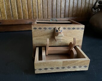 Vintage Dog Cigarette Dispenser – 1940’s Japan Rolltop Lift Up Cigarette  Dispenser – Wood & Handpainted Vintage Tobacciana