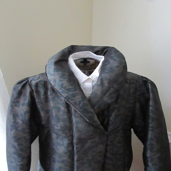 Bill Blass Paisley Long Down Coat Size 14 Gray Taupe Blue