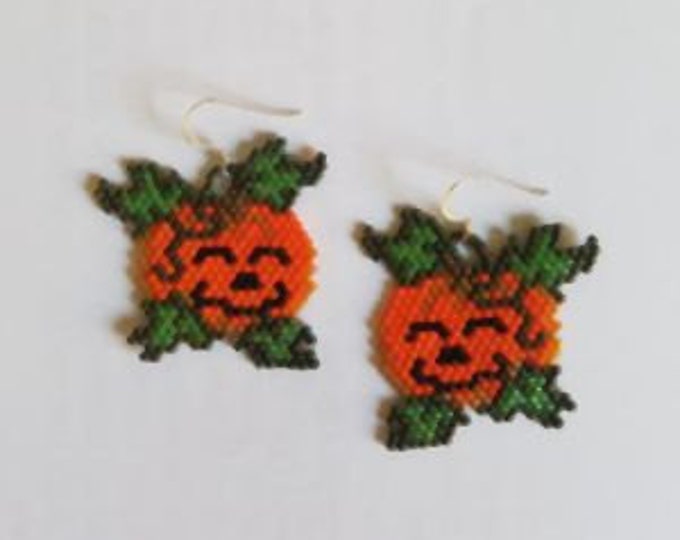 Smiley Pumpkin Beaded Earrings