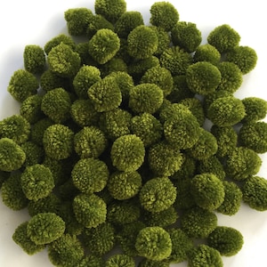 Olive Green Yarn Pom Poms: 1-inch Decorative Balls