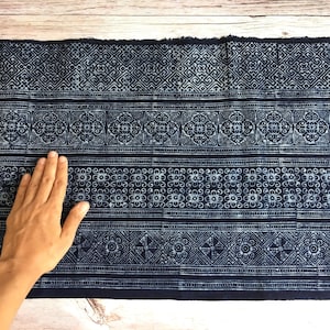 Hmong Indigo Batik Cotton 14.50&quot; width hand block fabric - Sold by the 1 yard - Hmong Traditional Batik with Wax hand block