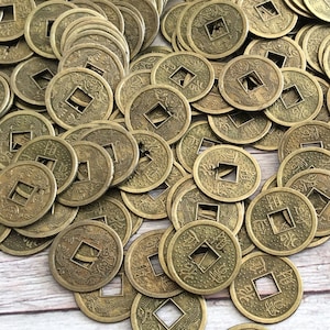 50 pieces of Chinese coins size 2 cm, Feng Shui coins, Pendant for necklace, fortune coins, lucky pendant, Chinese craft supplies