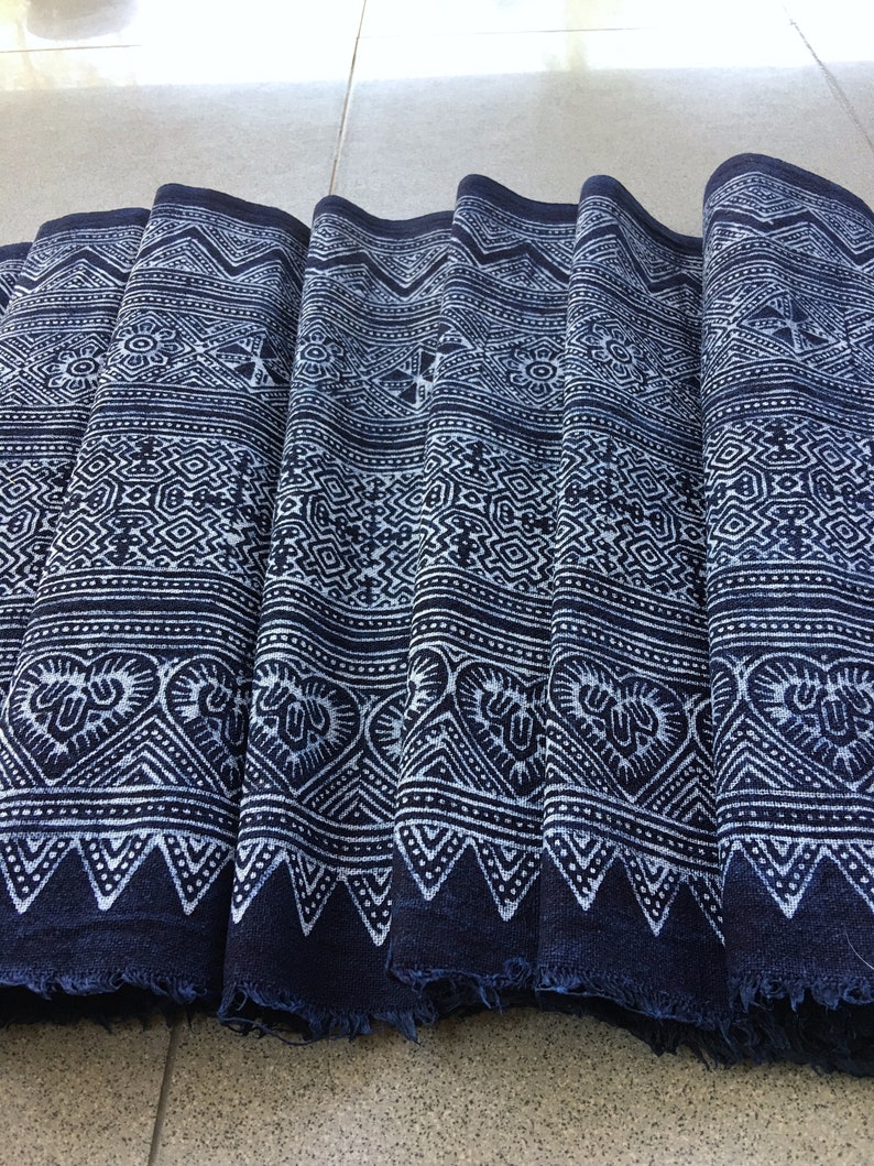 Hmong Indigo Batik Coton 14.50 largeur tissu bloc à main Vendu par le 1 yard Hmong Batik traditionnel avec bloc à main wax image 9