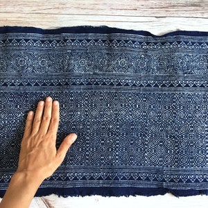 Hmong Indigo Batik Cotton 14.50&quot; width hand block fabric - Sold by the 1 yard - Hmong Traditional Batik with Wax hand block
