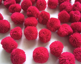 Cranberry Yarn Pom Poms: 1-inch Craft Balls, 100 Pcs