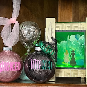 Abgefahrener Christbaumschmuck