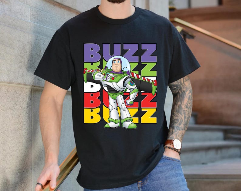 Camiseta de Buzz Lightyear, Camiseta de Toy Story de Disney, Camiseta de Buzz de Toy Story, Camiseta de Disney Friends, Camiseta "Hasta el infinito y más allá" AYCF11 imagen 15