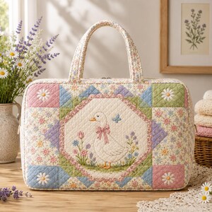 Goose Patchwork Quilted Weekend Bag, Farmhouse Travel Duffle Bag, Cottagecore Goose Tote, Vintage Floral Overnight Bag SRD-TYM25