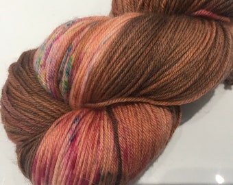 RASEBERRY EMBERS 100g SW Merino/Nylon 4ply sock/fingering yarn