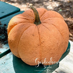 Fabric Pumpkin Pattern, Diy fabric pumpkin pattern, real looking fabric pumpkin, pdf download pumpkin pattern, easy diy fall decor pumpkin