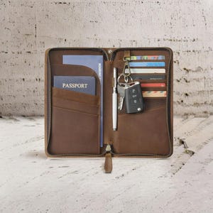Estuche de cuero para pasaporte de viaje familiar para hombres y mujeres, funda grande para pasaporte, funda para pasaporte de viaje, regalo para él