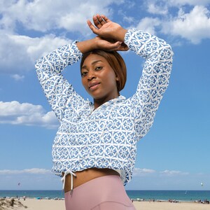 Women’s cropped windbreaker | White with Light Blue Classic Flower Design | Lightweight | Hooded | Casual style | Outdoor Chic