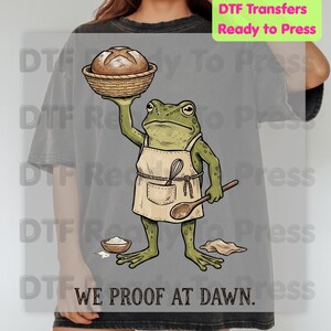 Thanksgiving Frog Baker DTF Transfer, Sourdough Bread Baking Design Ready to Press
