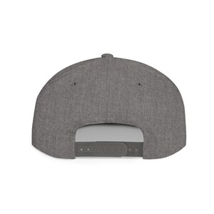 Gorra anti Trump personalizada, gorra de béisbol anti MAGA, ajustable con cierre a presión 8647, gorra FDT bordada - Gorra "Let's Go Traitor", bordado negro sobre fondo oscuro imagen 2