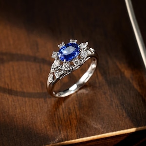 Natural Sapphire Ring,18k Solid Gold Ring, 1.1ct Cornflower Blue Sapphire, Unique Engagement Ring, Women Sapphire Ring, Gift For Her