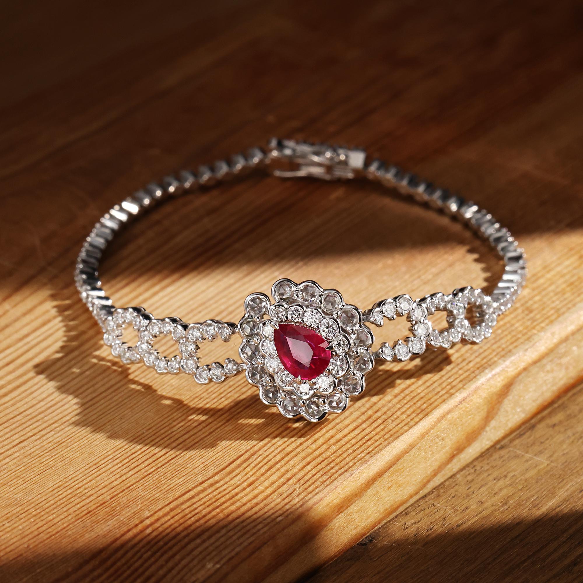 Pigeon Blood Red Ruby Bracelet,18k Solid Gold Bracelet, 1.09ct
