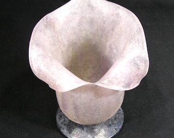 Vintage Sarried Ltd Italy Iridescent Art Glass Lily Votive Holder #4294
