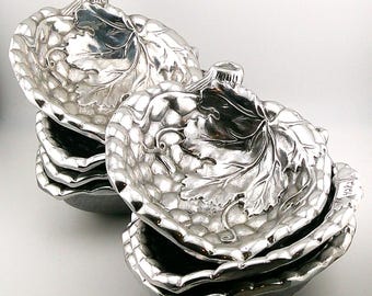 Wilton Co. Pewter Grape Cluster Bowls 7 Piece Set, Snack Serving Dishes #4282