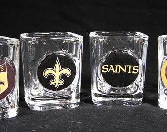 New Orleans Saints Shot Glass Set Official NFL Logos Collectible Barware #4296
