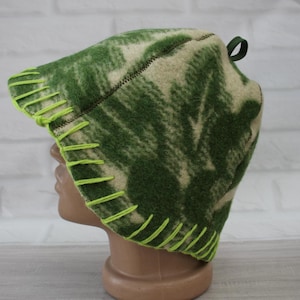 Green wool sauna hat, handmade vintage blanket banya hat, thick felted steam bath hat with loop, upcycled sauna gift,flower felt hat.Баня.