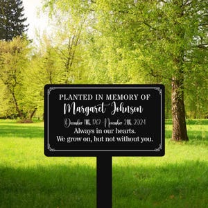 Personalized Tree Memorial Sign, Custom Metal Garden Plaque with Stake, Outdoor Remembrance Marker