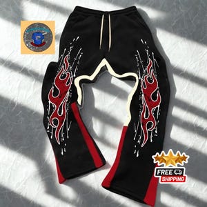 Männer Ausgestellte Jogginghose mit Red Flame Print