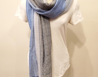 Winter Kitten Collection: Shawl - white weft