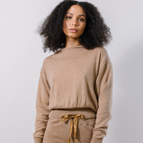 NoName sweatshirt Brown S WOMEN FASHION Jumpers & Sweatshirts Oversize discount 53% 