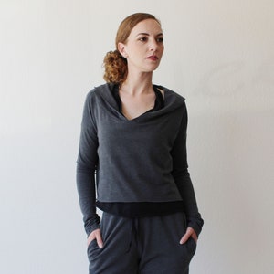 Cropped hoody with oversized hood in Tencel and Organic Cotton Stretch French Terry, Made to Order image 2