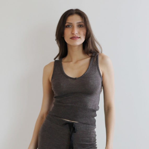 Wool Knit Tank Top, 100% Merino Wool Womens Knit Sleeveless Sweater Vest,  Made to Order, Made in the USA 