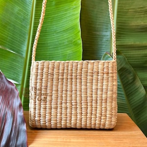 Straw bag - handmade crossbody bag the best gift for her - summer bag style from Thai NatureCraft, Thailand