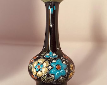希少なヴィンテージ、ロイヤルデルフト、ファミーユノワール、釉薬をかけた花瓶、手描きの花柄