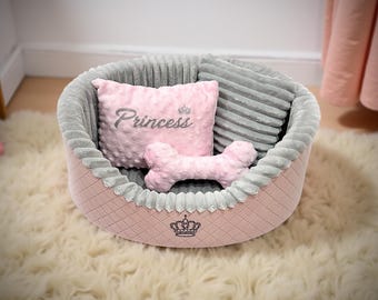 Handmade Pink Pet Bed: Small Dog & Cat Cozy Nest with Pillows