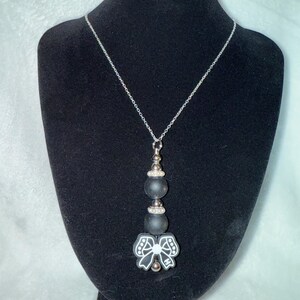 Black and White Beaded Silver Necklace