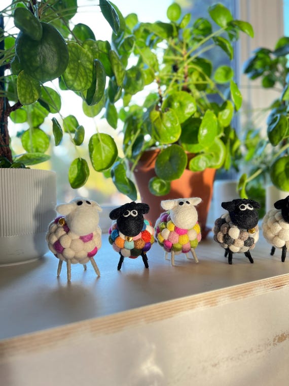 Handmade Wool Pompom Sheep: Colourful Table Decor
