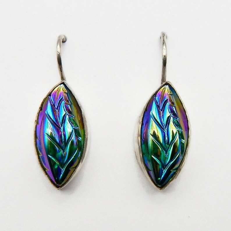 iridescent Green Leaf Earrings Art Deco Sterling Silver Vintage Glass Earrings 509 image 2