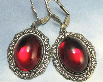 Vampire Kiss Earrings Steampunk Chic Silver Gothic dangle earrings