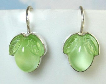 Vintage Glass Mint Green Flower Bud Earrings set in Sterling Silver