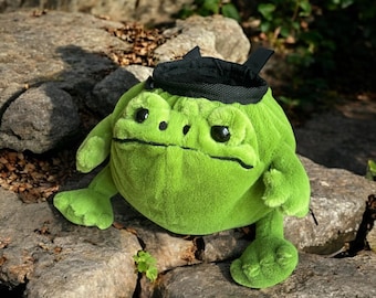 Grumpy Frog Chalk Bag, Handcrafted Plush Bouldering Accessory, Funny Gift for Climbers