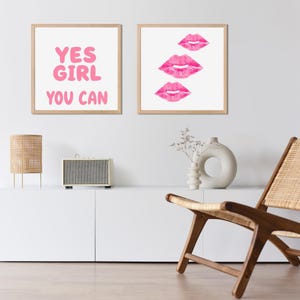 Yes Girl You Can – Motiverende quote muurkunst – roze vrouwelijke afdrukbare poster