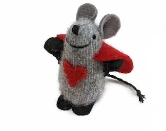 Superhero mouse