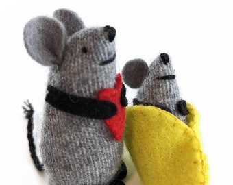 heart plush,Mama mouse and baby, toy mouse, miniature mouse, stuffed mouse