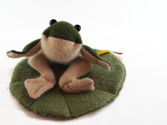 frog plush