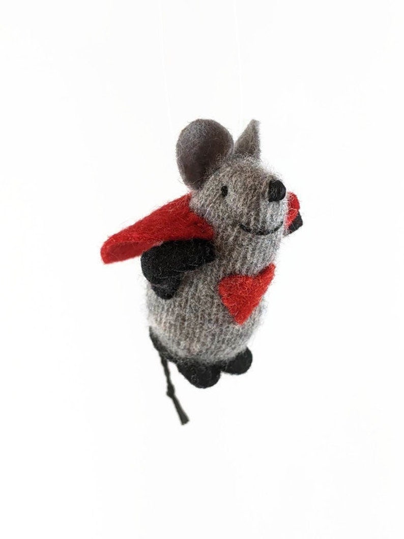 Superhero mouse image 3