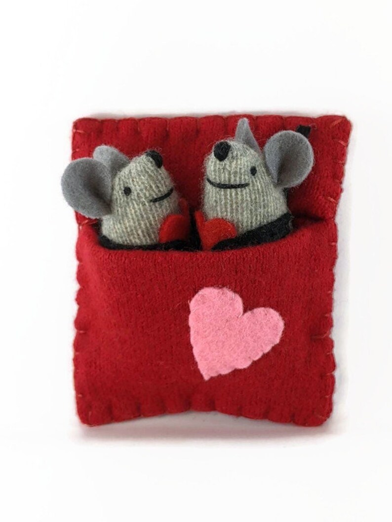 wool waldorf mouse, toy mouse, valentine mouse, stuffed animal, kids valentine, valentine gift, love mouse, heart mouse, valentine toy image 4
