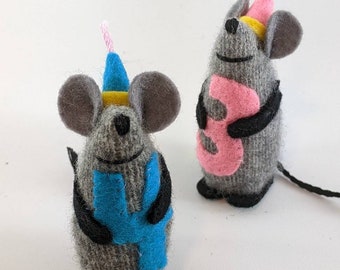 Birthday mouse, cake topper mouse, mouse and candle, waldorf toy, waldorf birthday, birthday toy, toy with number, toy mouse,