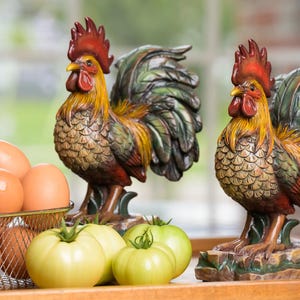 LuxoriaHaus Decorative Roosters/Bookends, 2 Piece Set, Farmhouse Decor, Perfect Gift for Chicken Lover